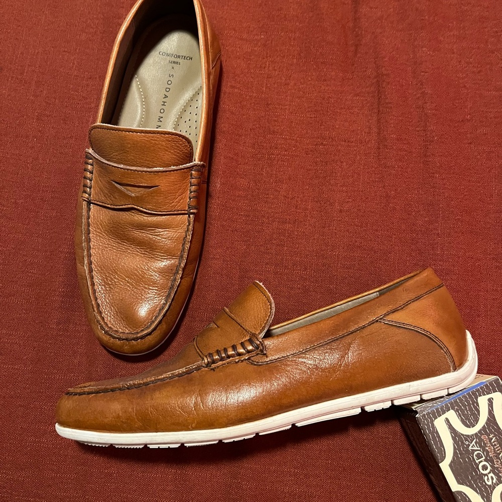 Soda Homme Penny Loafers